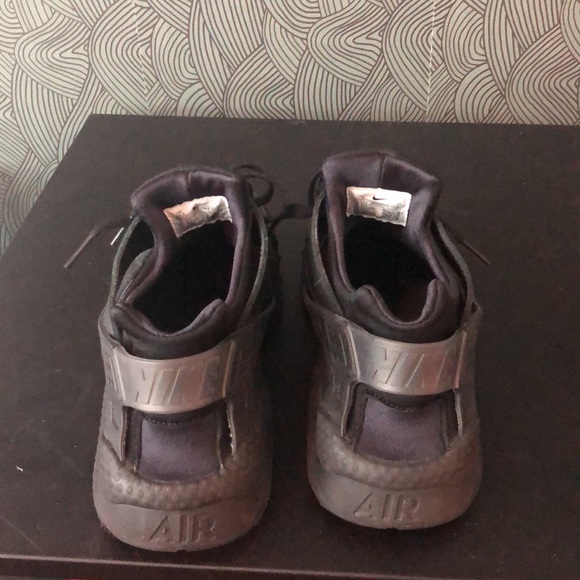 Nike shoes - Picture 6 of 6